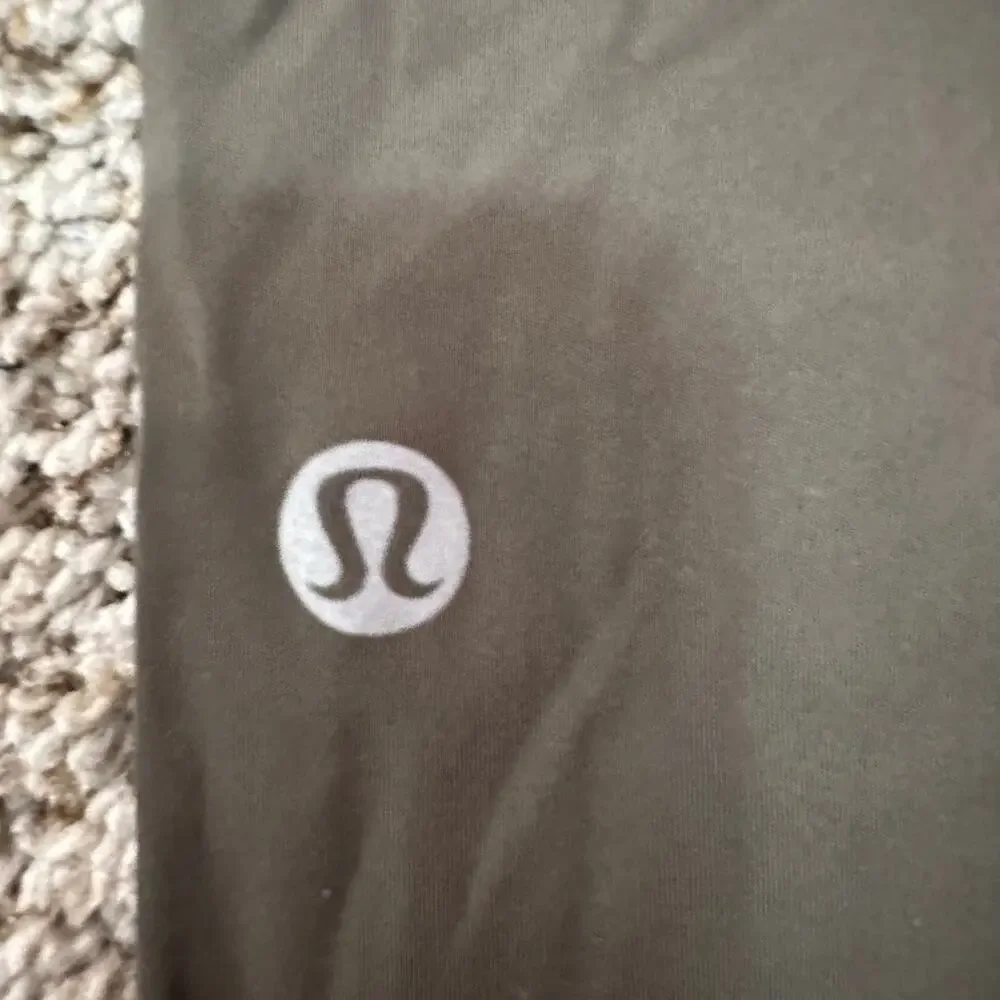 LULULEMON Women's Fast and Free Tight 31" Non-Reflective Size 8 In Dark Olive - Picture 3 of 11
